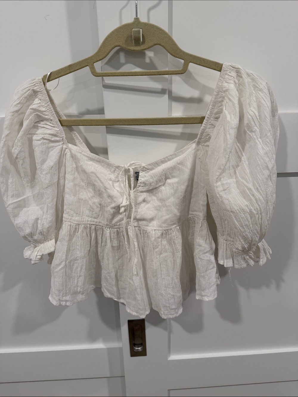 Zara White Puff-Sleeve Peasant Blouse with Tie Front